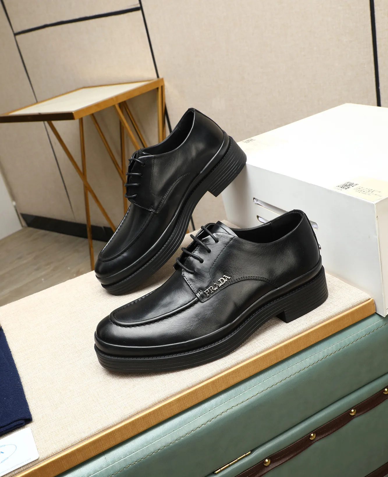 Men's men's shoes 💰540 (water-dyed cow leather) 📛📛PRADA high-end counter's latest formal business leather shoes 👔original and highest quality! Imported from Italy 🇮🇹 first-layer calfskin fabric ➕ cowhide lining Original outsole Formal size: 38➖44 (45 customized)